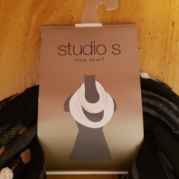 Neutral Infinity Scarf - Picture 2 of 4